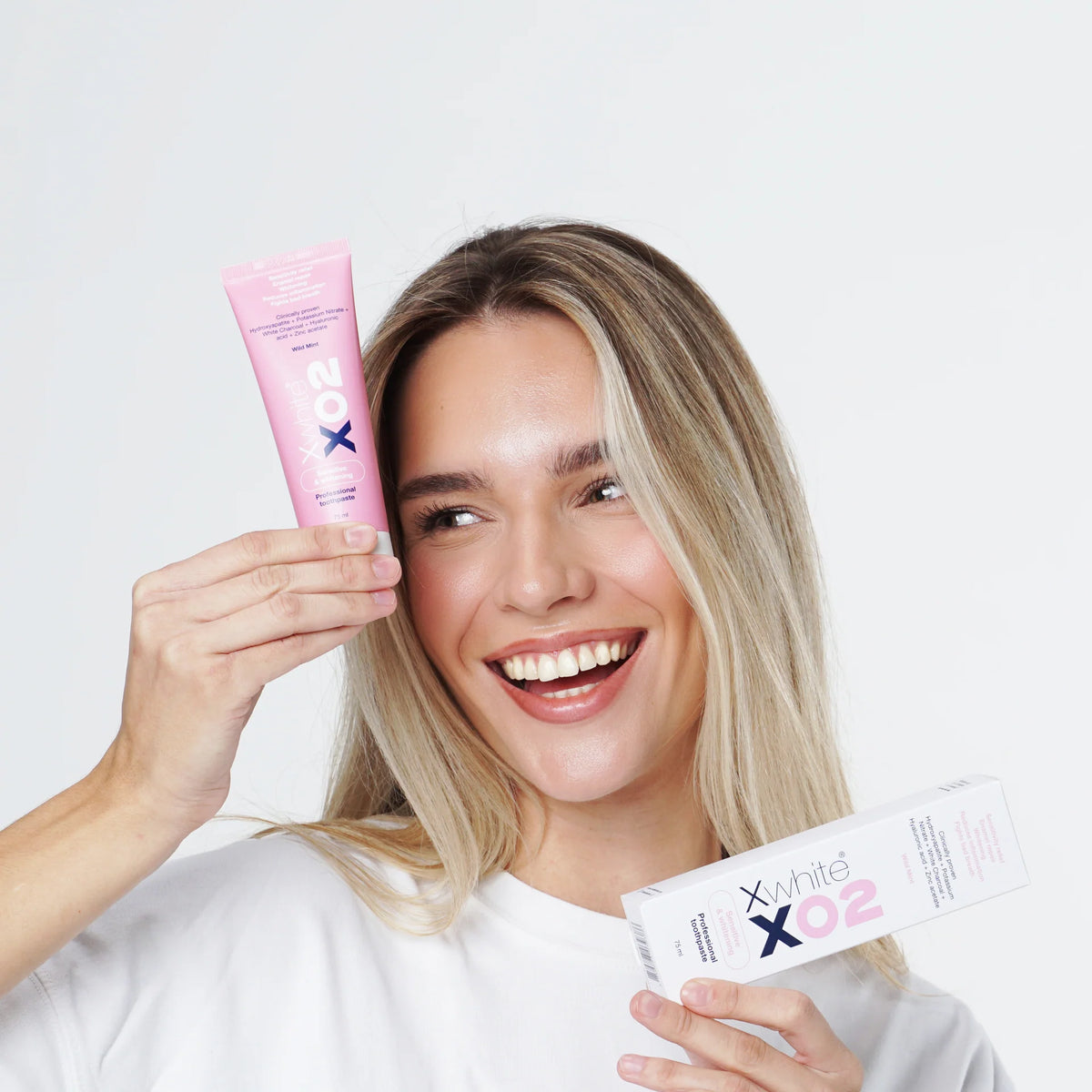 Xwhite® PRO 02 Sensitive & Whitening Toothpaste